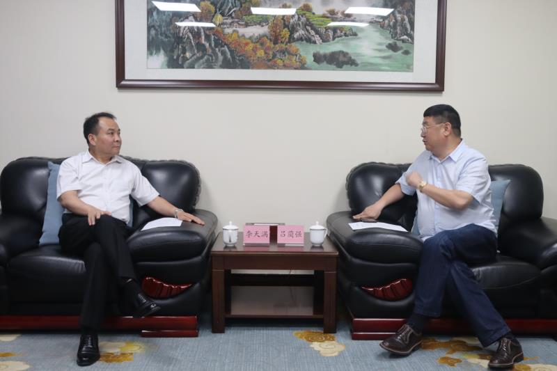 李天滿會見四川大學(xué)全球創(chuàng)聯(lián)常務(wù)副會長、四川會長呂藺強(qiáng)一行